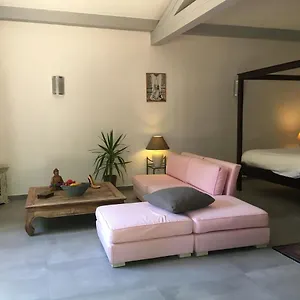  Gasthuis Baan Mai Pai Frankrijk